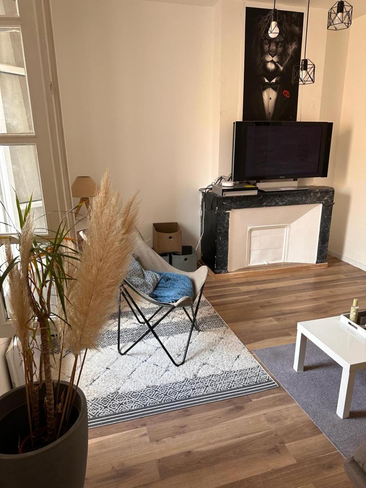 Quartier Cathedrale Cosy & Modern Apartment Beziers Exterior photo